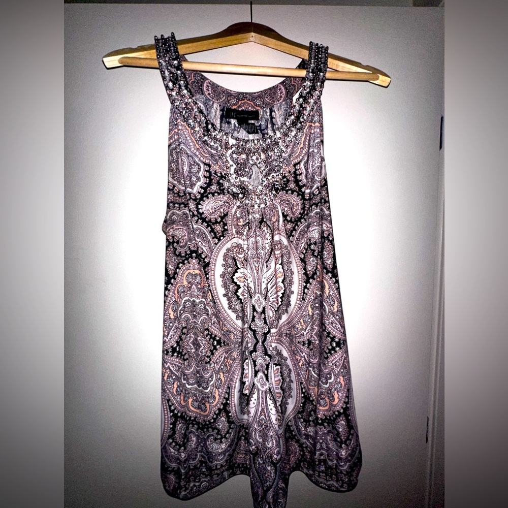 Gorgeous Sleeveless Blouse 💗🖤